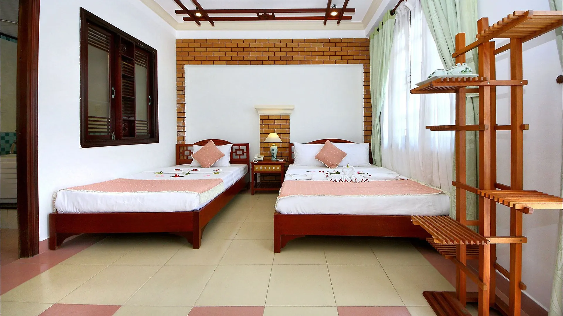 Lilac Hotel Hoi An 3*,  Vietnam